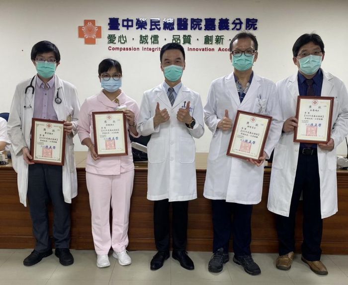 嘉灣榮院112年廉政楷模醫護 院長陳正榮表揚