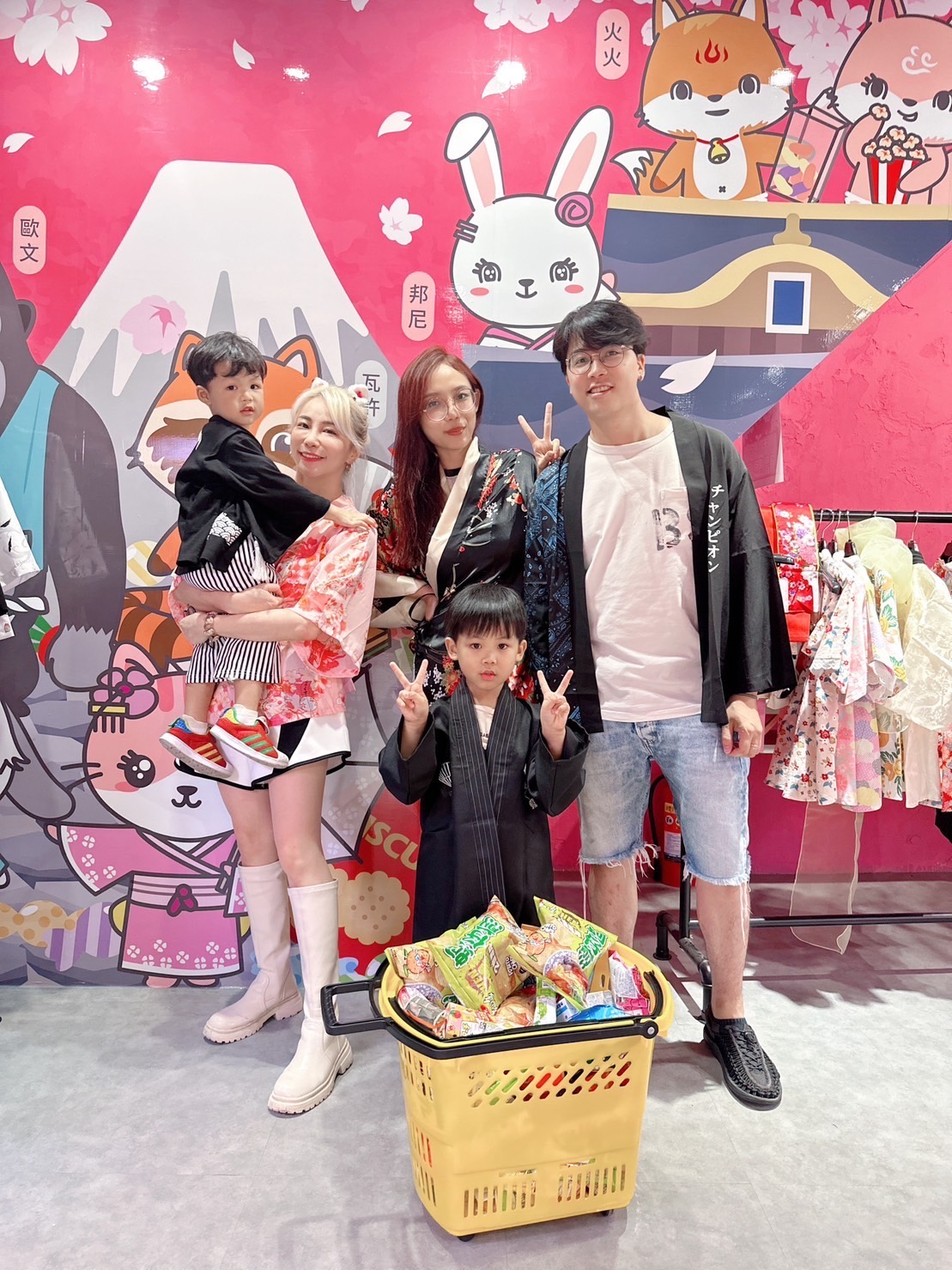 網紅Ruby開設主題夾娃娃機店　開幕抽獎送日本雙人來回機票