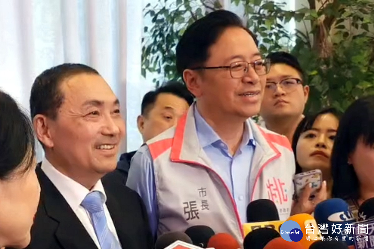 國民黨總統參選人侯友宜受訪表示,民主自由是最可貴,但要理性看待,更重要要遵守法治。