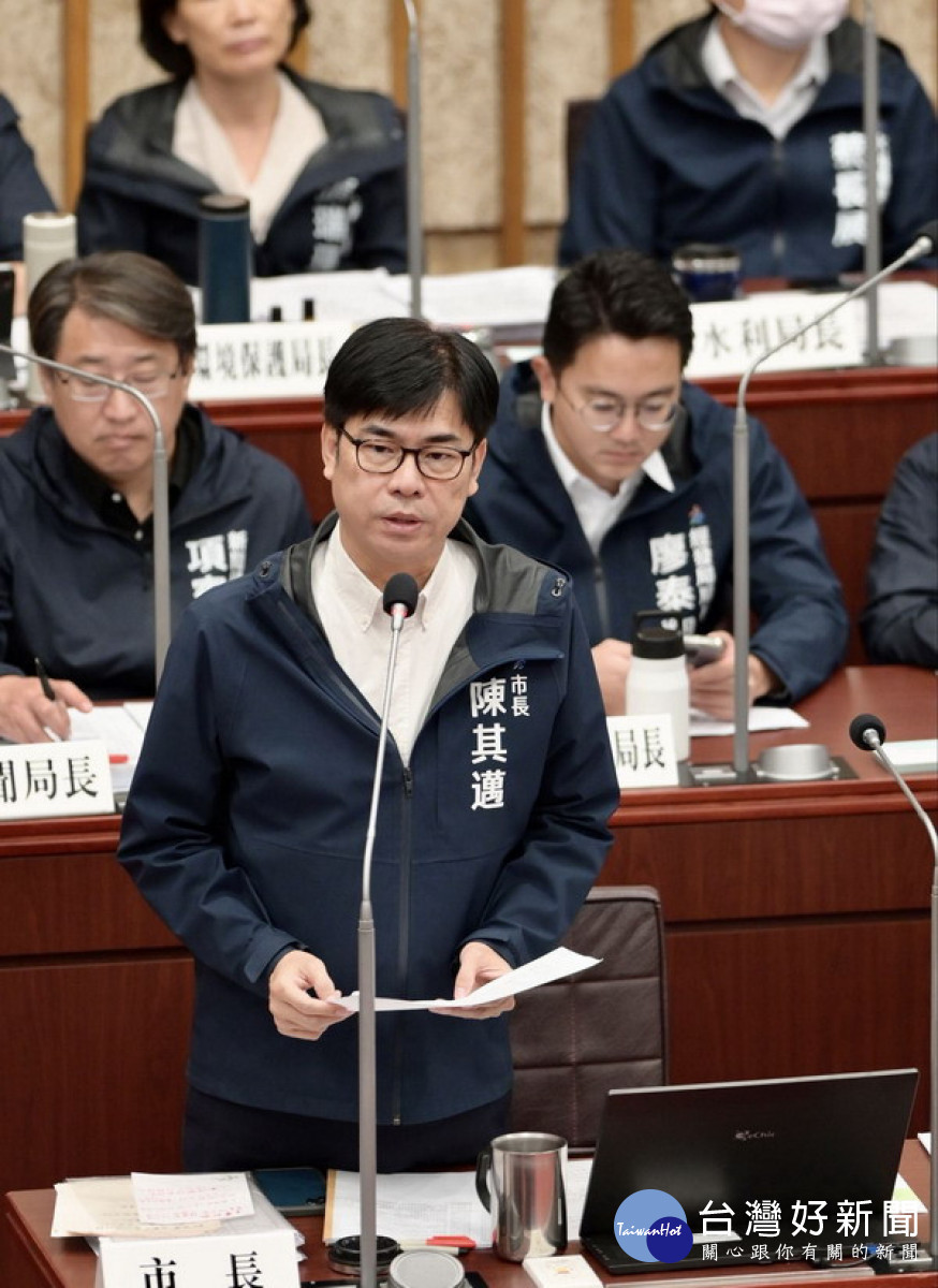 ▲陳其邁表示，未來小港、鳳山地區的社宅已跟中央爭取保留750戶給予遷村居民入住。（圖／記者 許高祥 翻攝）