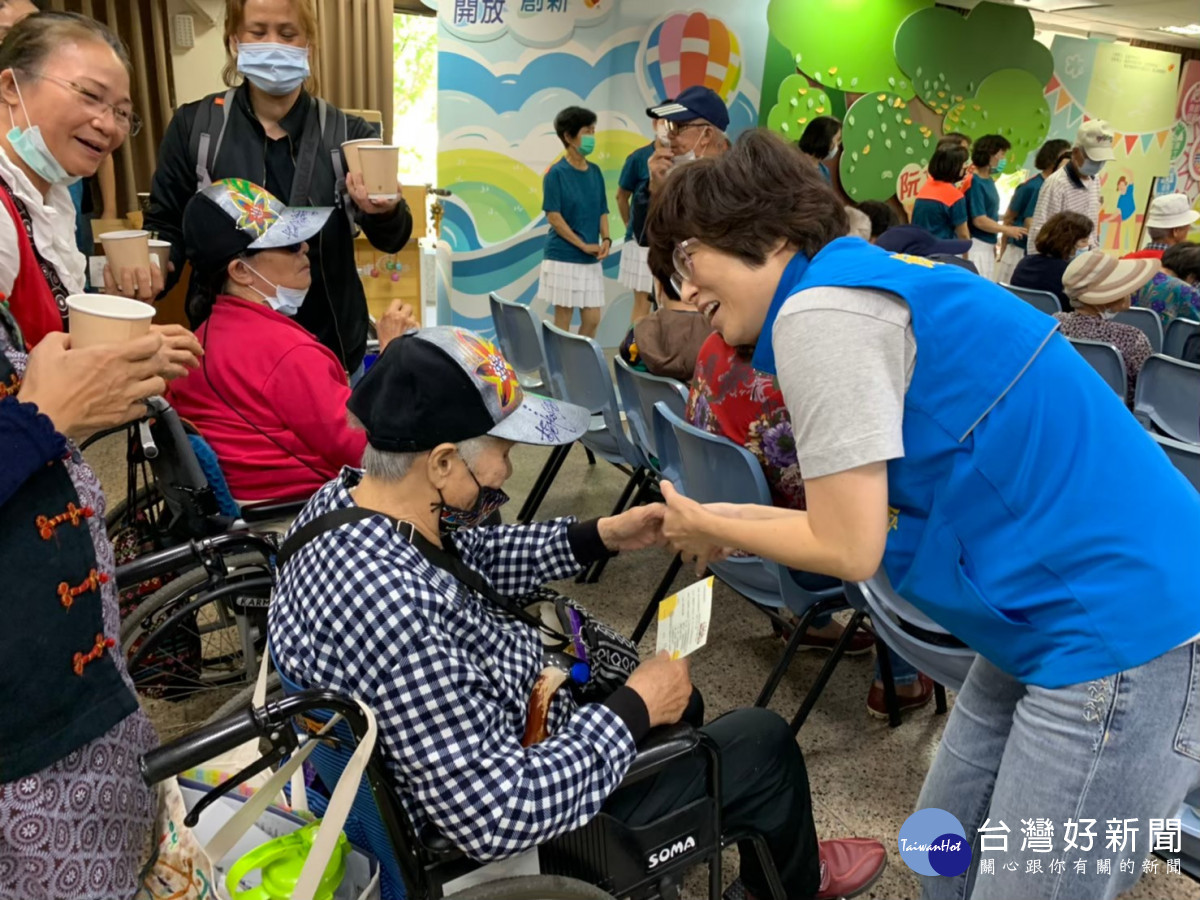臺東縣社區照顧關懷據點破百　打造高齡友善城市