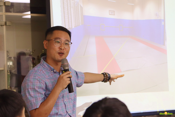 臺北市立啟明學校 章金德主任