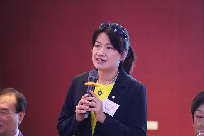 2023-24地區總監當選人黃桂香IDG Jennifer則說,群星社一直都群星閃耀。攝影/比爾先生