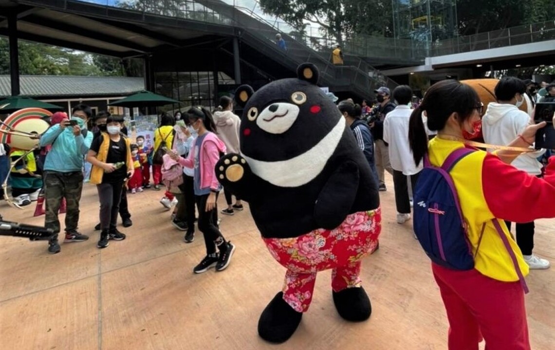 壽山動物園辦高雄熊見面會   端午連假啟動付費接駁 