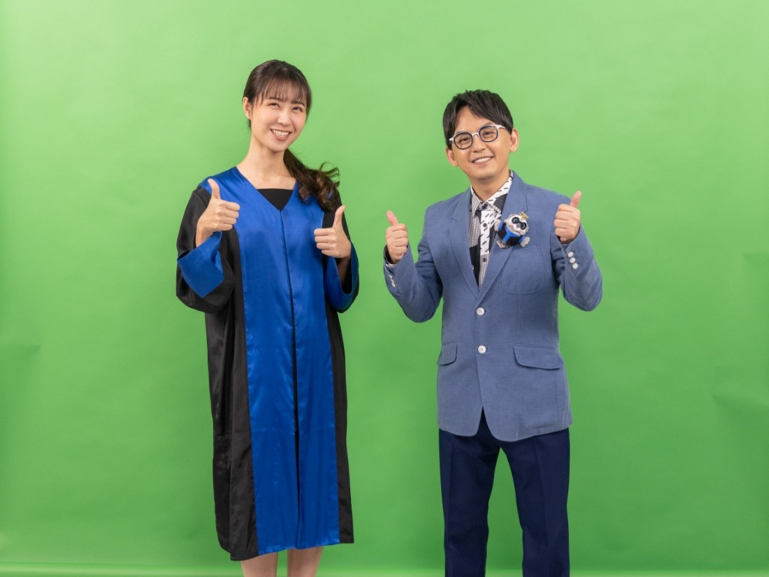 黃子佼之前擔任「國民法官」代言人,右為法官吳玟儒。翻攝司法院網站