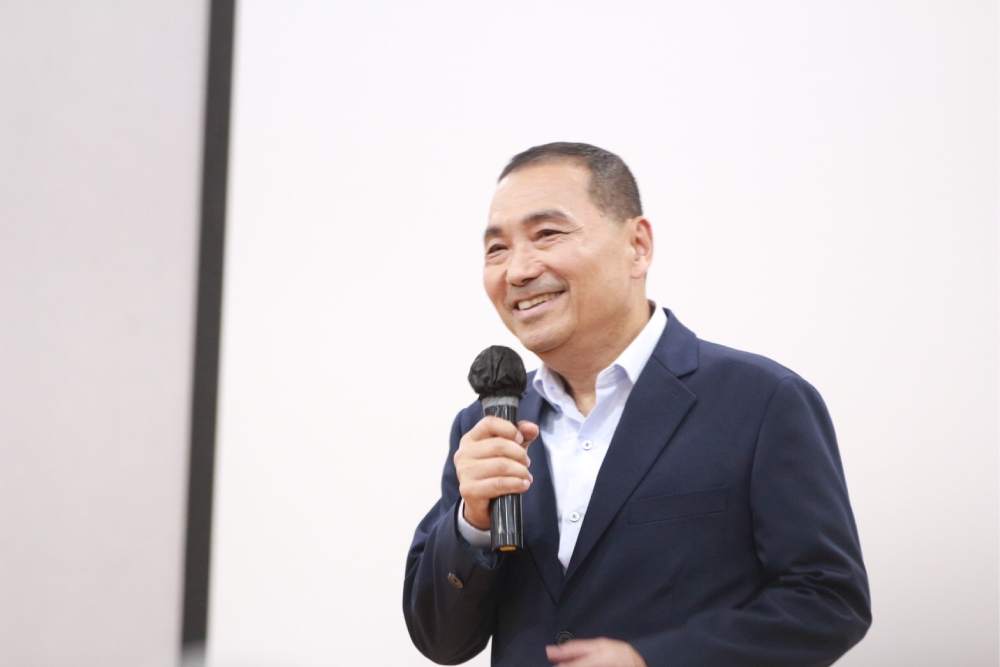 赴台大演講端牛肉 侯友宜宣布四大國政方針 260 赴台大演講端牛肉 侯友宜宣布四大國政方針 259