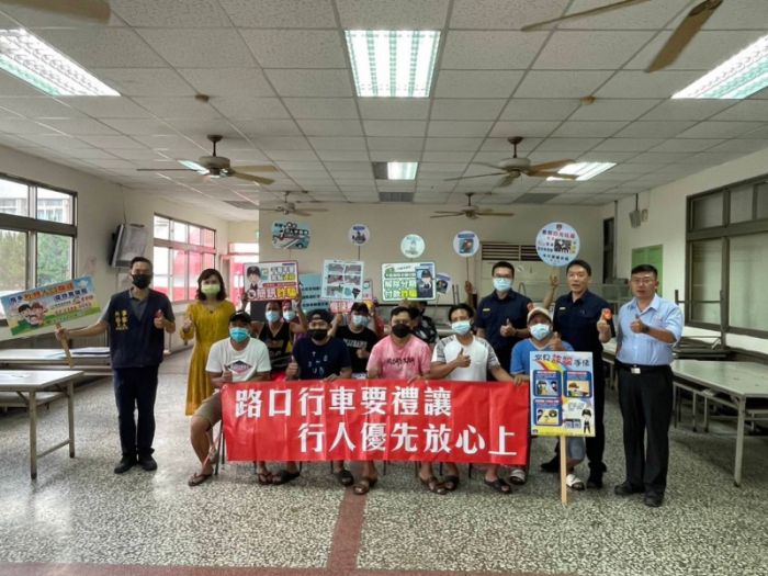 斗六警前往企業公司 加強移工社區警政宣導