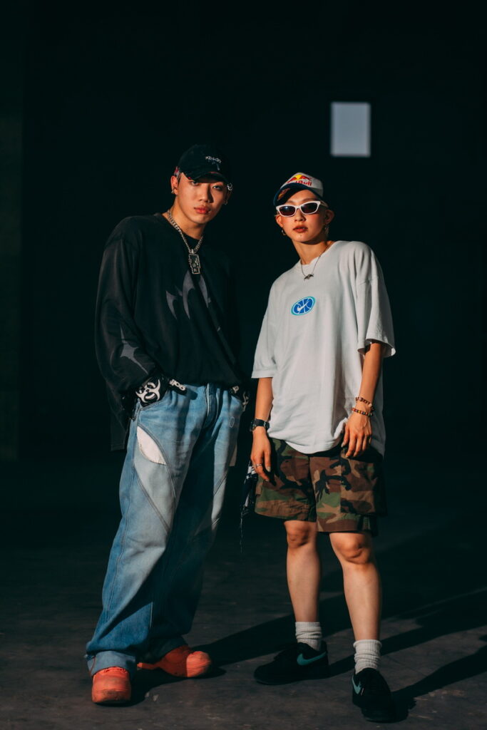 為宣傳Red Bull Dance Your Style台灣賽事,Red Bull Dancer Kyoka與創作歌手ØZI以《ISSUES》進行合舞拍攝,展現非常帥氣的一面。