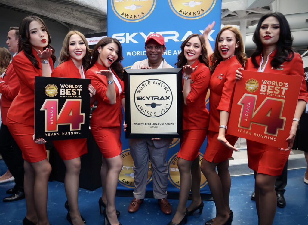 AirAsia集團目前已有170架飛機重新投入服務,預計今年8月底前重新啟用所有204架飛機,不僅預計未來幾個月將達到疫情前航班水準,AirAsia並計劃在今年增加19架新飛機,其中包括4架Frontier飛機。