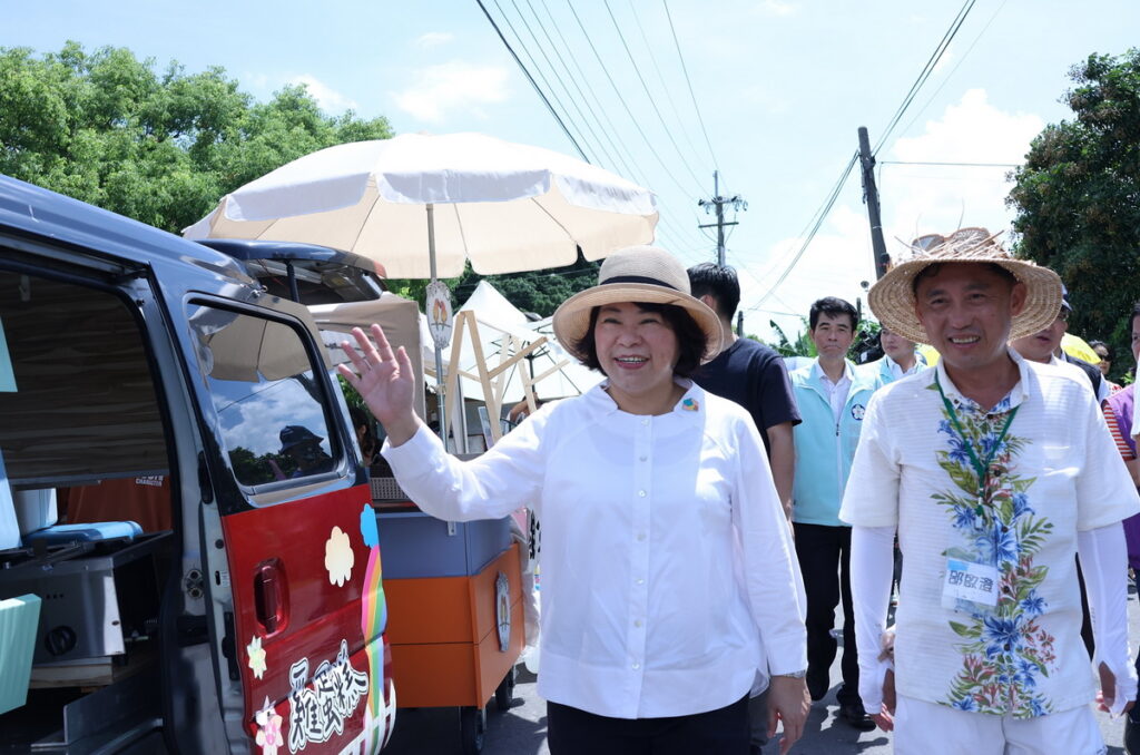 市長逛農創市集