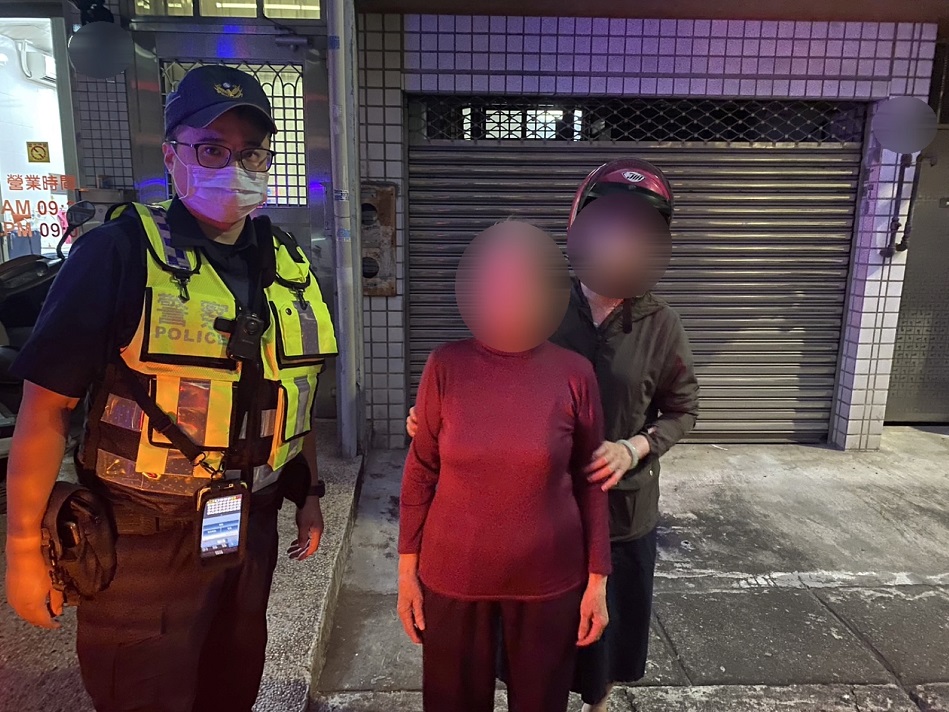 ▲圖說:員警靈光乍現問對關鍵,協助婆婆趕上溫馨的晚餐時光 (圖/台中市政府提供)