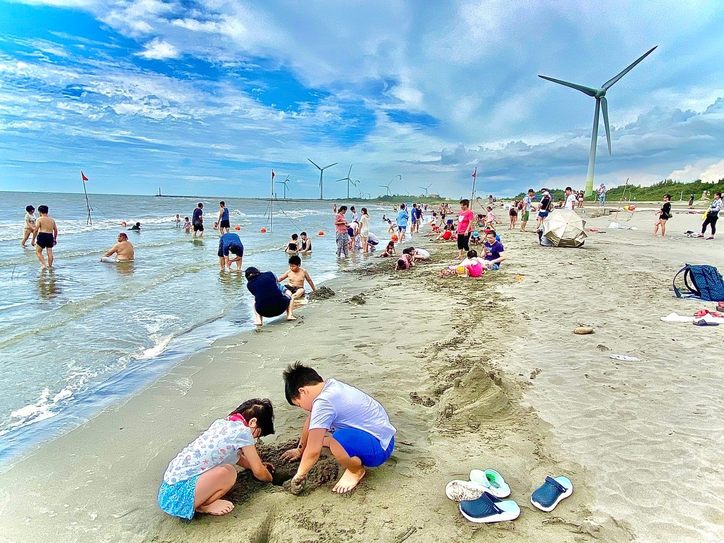 夏日戲水消暑藏危機 中市府觀旅局籲熟記:救溺5步 286 夏日戲水消暑藏危機 中市府觀旅局籲熟記:救溺5步 285