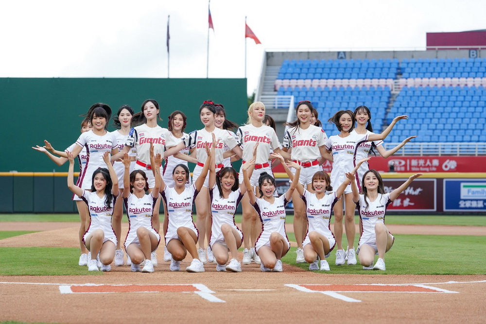 派網Pionex歡慶四週年 韓職啦啦隊女團辣年糕趴力挺中華職棒 274 派網Pionex歡慶四週年 韓職啦啦隊女團辣年糕趴力挺中華職棒 273