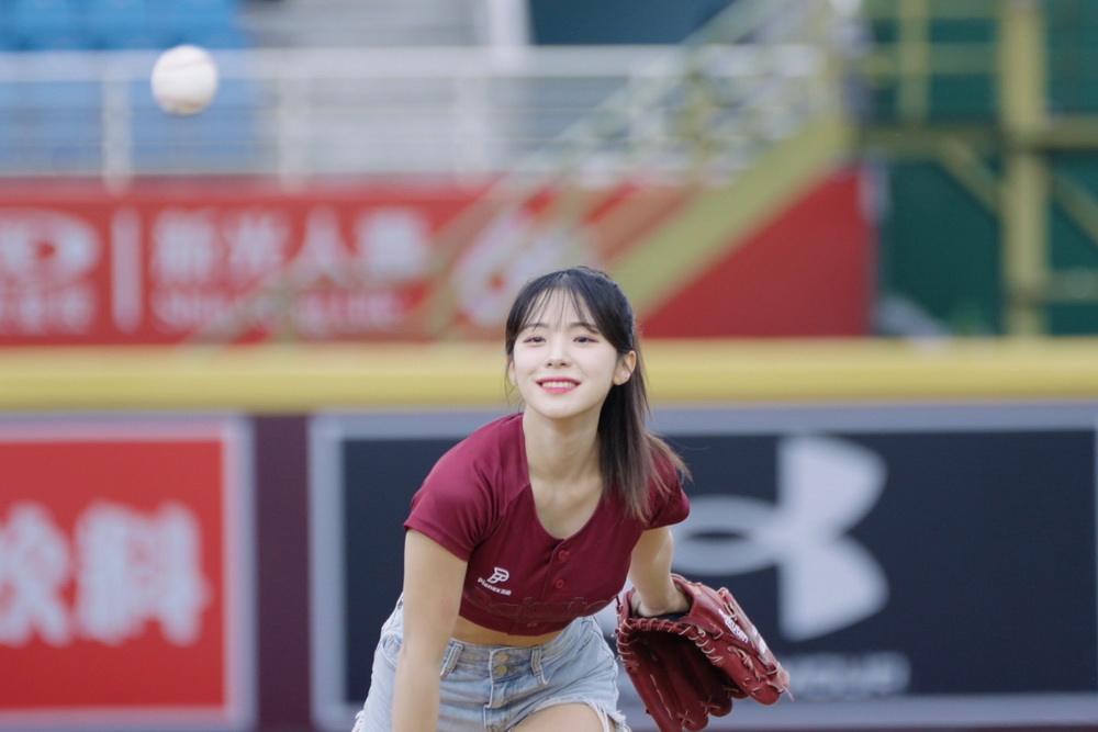 派網Pionex歡慶四週年 韓職啦啦隊女團辣年糕趴力挺中華職棒 272 派網Pionex歡慶四週年 韓職啦啦隊女團辣年糕趴力挺中華職棒 271