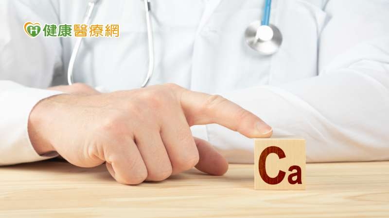 喝大骨湯補鈣?豆漿鈣含量高? 營養師破解3大補鈣迷思!