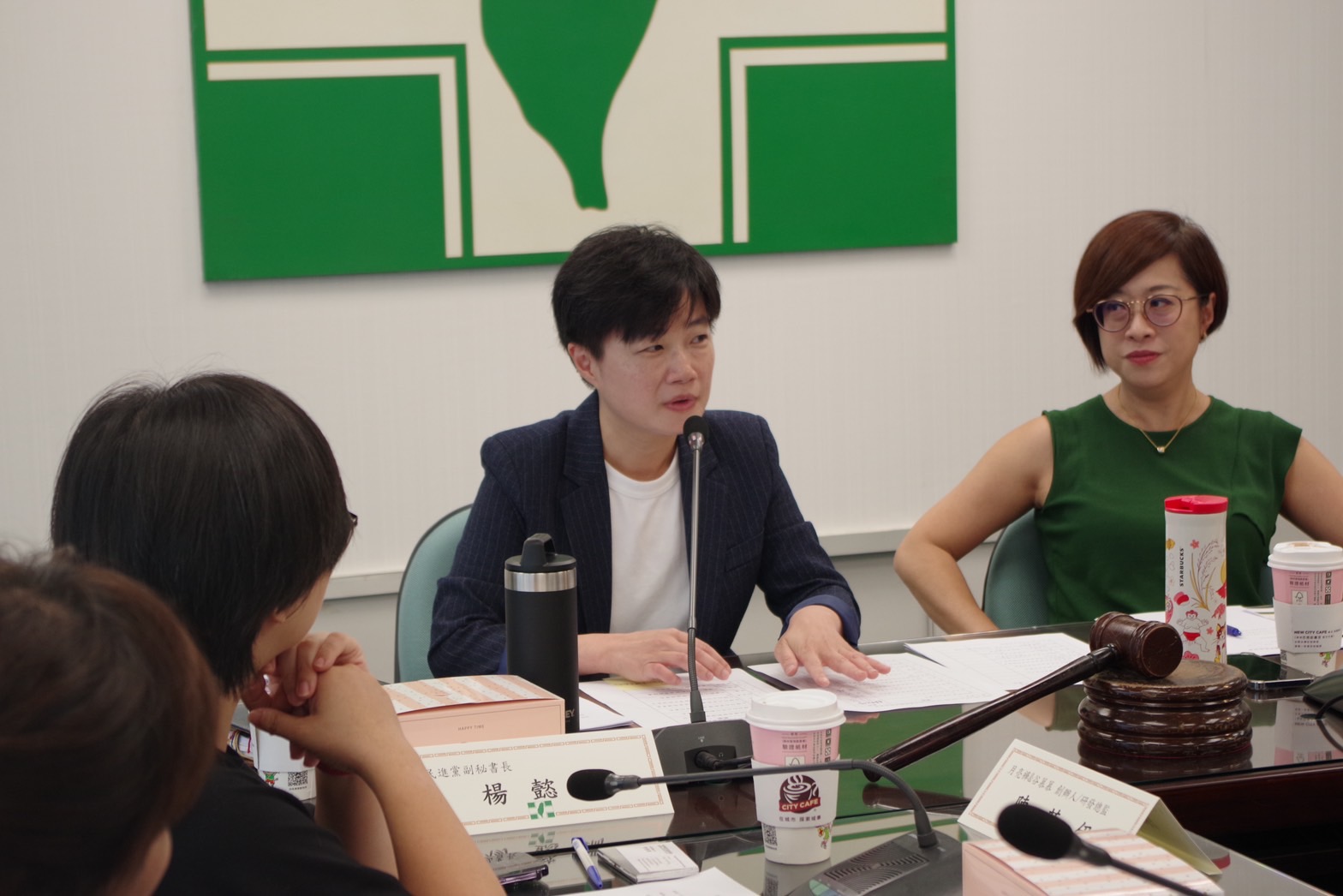【性騷攻防2-1】政治人物引發爭議無法參選 該如何轉型繼續服務民眾？ 283