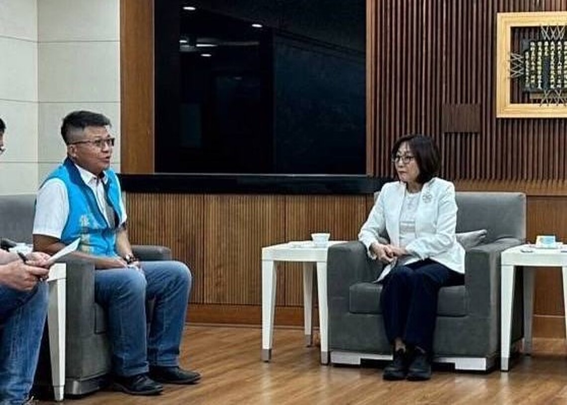 校務會議家長代表比例超低,親子權益不彰!家長集體向議長陳情,要求高教局修正!