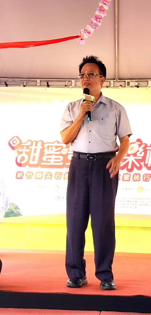 新竹縣尖石鄉公所在6月26日上午10時「嘉樂村泰雅勇士雕像前廣場」舉辦水蜜桃行銷記者會