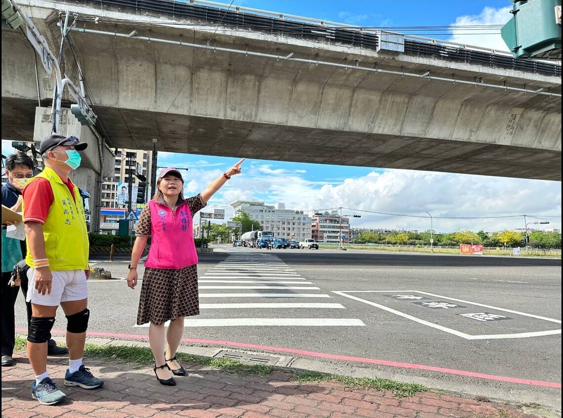 漾新聞|李雅靜成功爭取過埤路拓寬至12公尺 台88交流道綠燈通行秒數延長至59秒