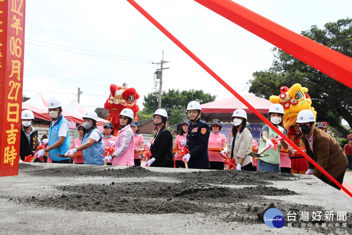 彰化縣埔鹽鄉綜合行政大樓新建辦公廳舍今日舉行動土典禮，預計明年12月竣工服務鄉親。圖／記者鄧富珍翻攝