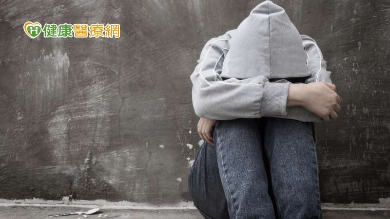 111年青少年自殺死亡率上升!心健司分析3大原因 規畫3自殺防治計畫