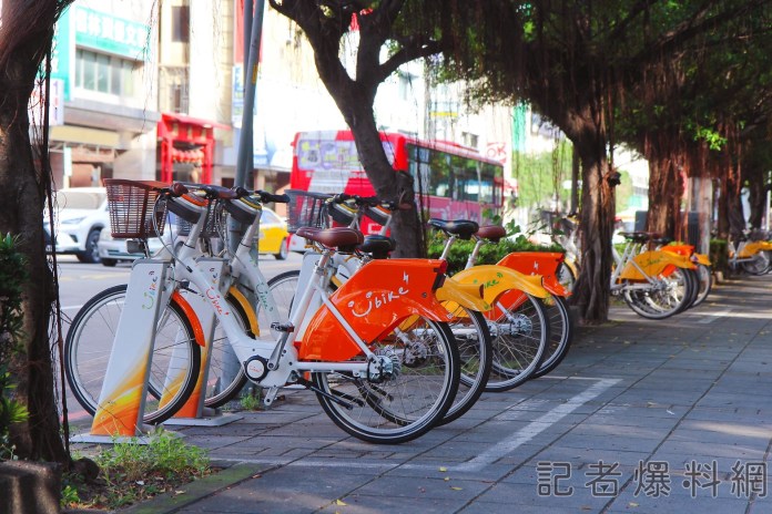 中市iBike明起走入歷史 全面升級YouBike2.0 70 iBike服務升級 6月28日起全面改為2.0系統服務 | 政治 政治 記者爆料網