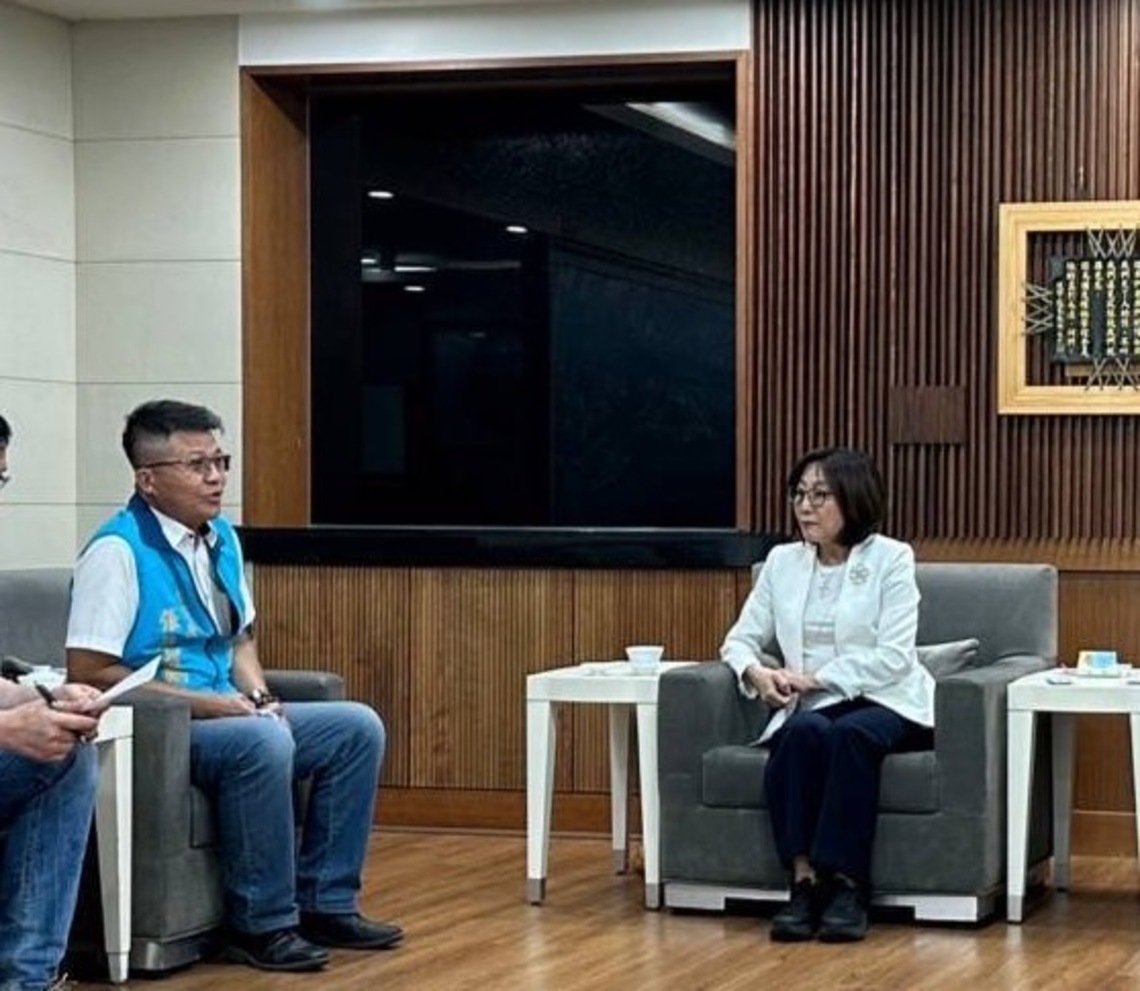 漾新聞|高市家長聯盟訴求校務代表比例提高至二分之一陳情議長康裕成 教育局長謝文斌承諾朝此方向努力