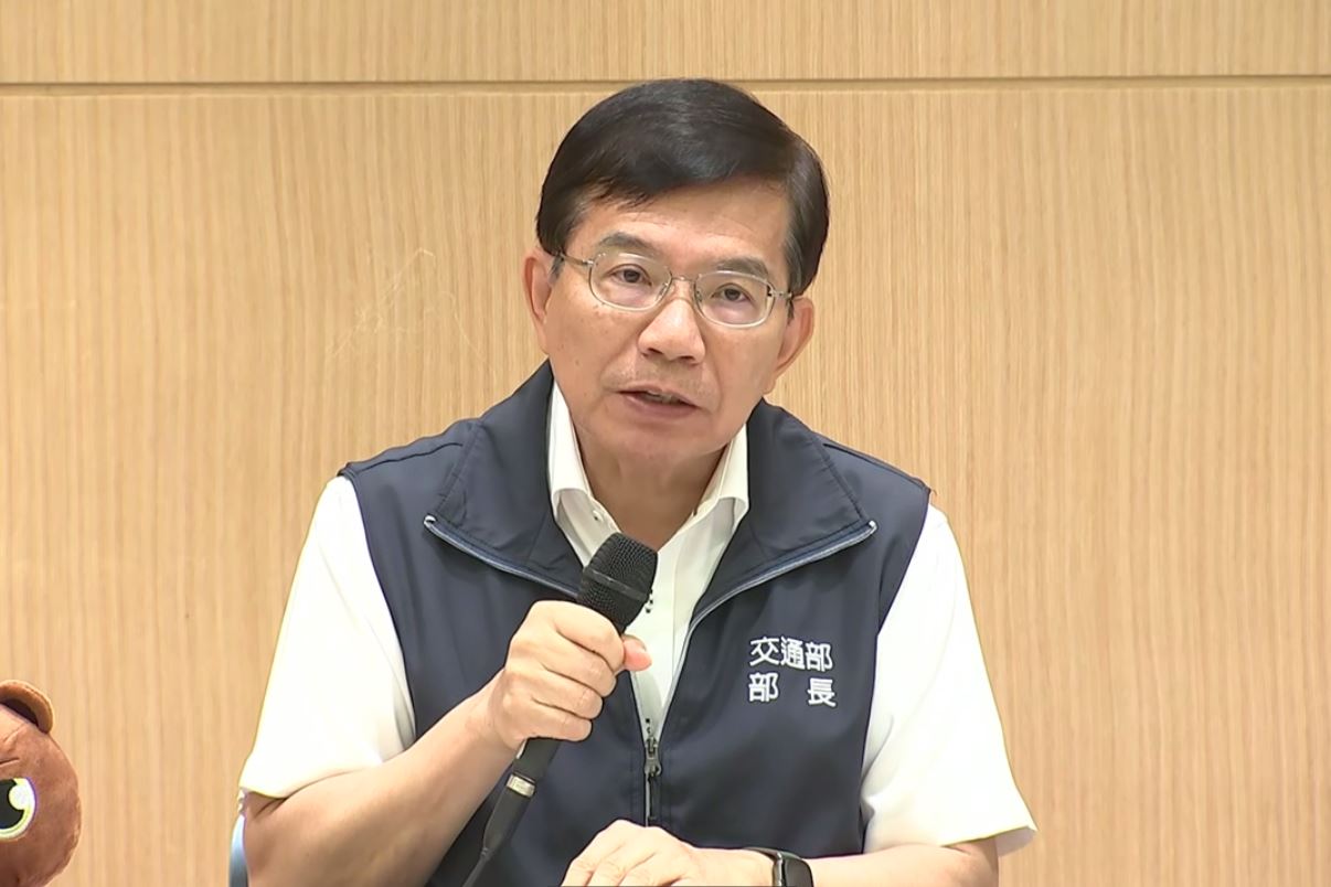 四月行人死亡數不減反增 王國材:將對違規行人大執法 398 四月行人死亡數不減反增 王國材:將對違規行人大執法 397