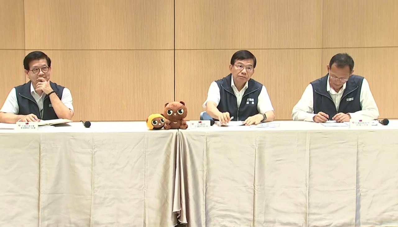 四月行人死亡數不減反增 王國材:將對違規行人大執法 396 四月行人死亡數不減反增 王國材:將對違規行人大執法 395