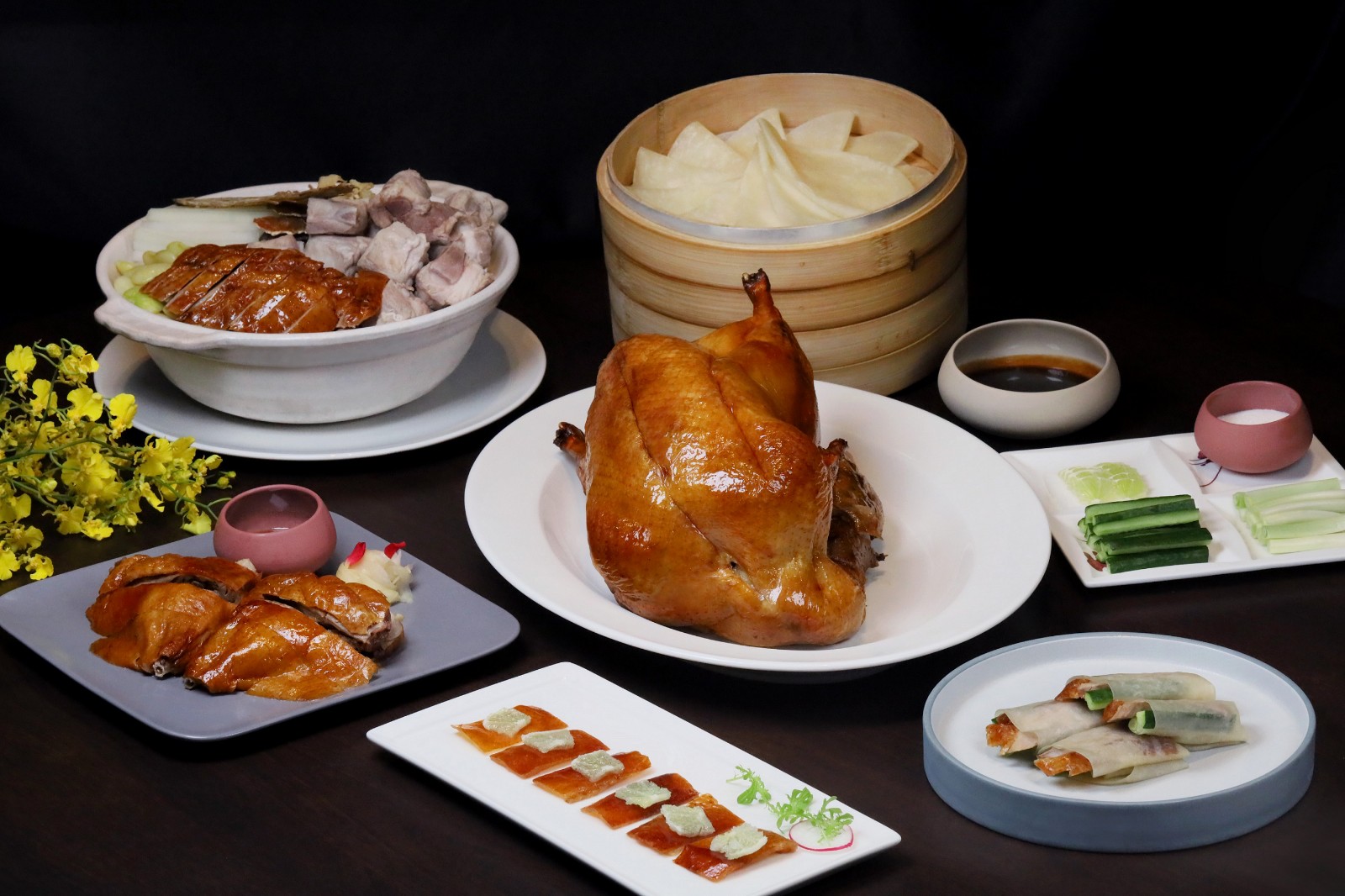 ▲高雄萬豪酒店-皇豪中餐廳推出片皮鴨四吃，道地好滋味擄獲饕客味蕾(記者王苡蘋攝)
