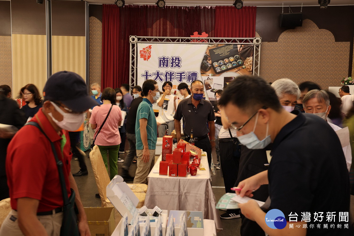 評審選出20家產品參予票選。(縣府提供)
