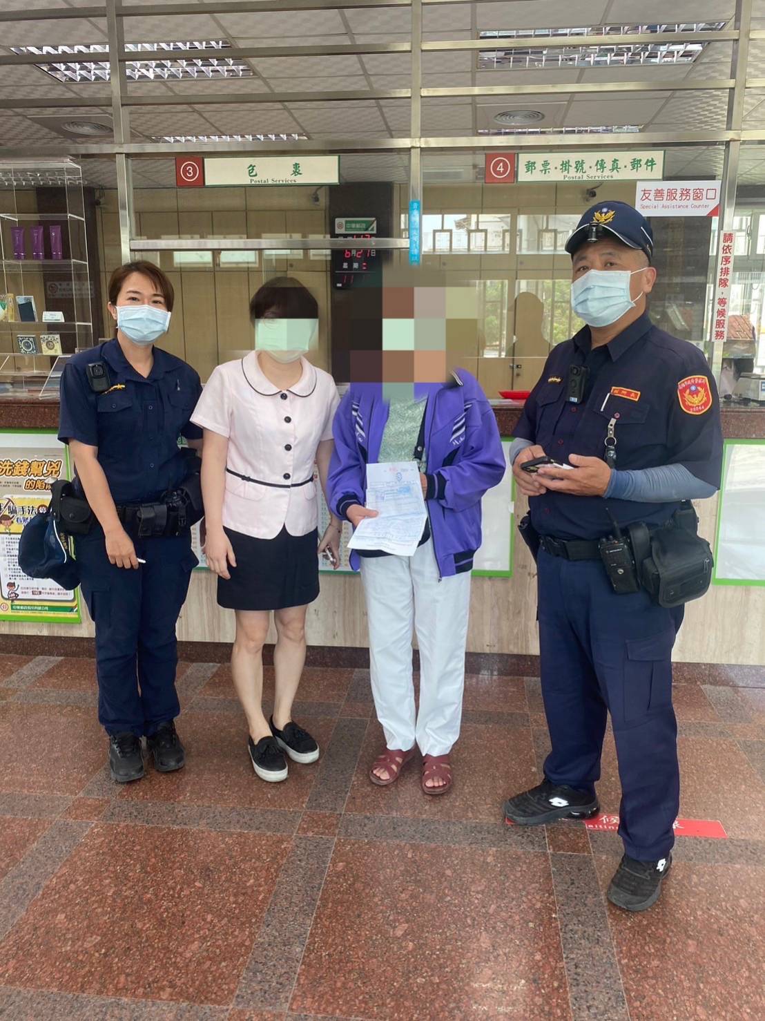 假兒子來電誘騙老婦10萬元 永安警與行員聯手阻詐守錢財