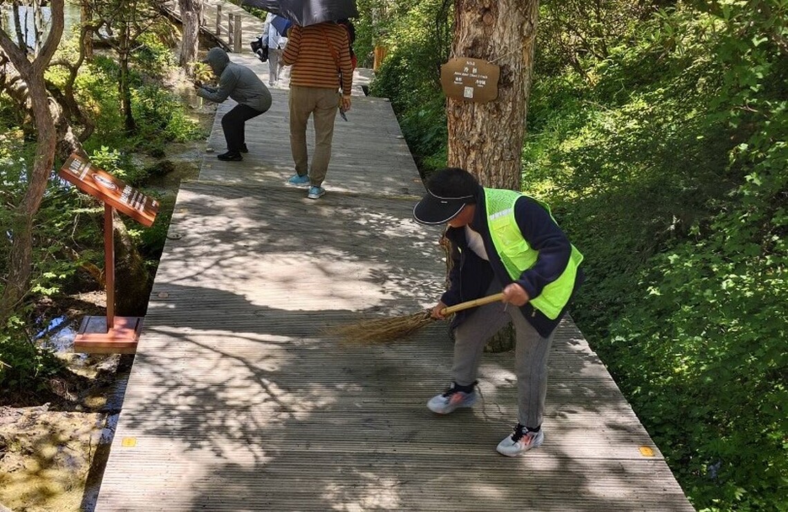 川西黃龍生態公園 安全與清潔管理值得學習