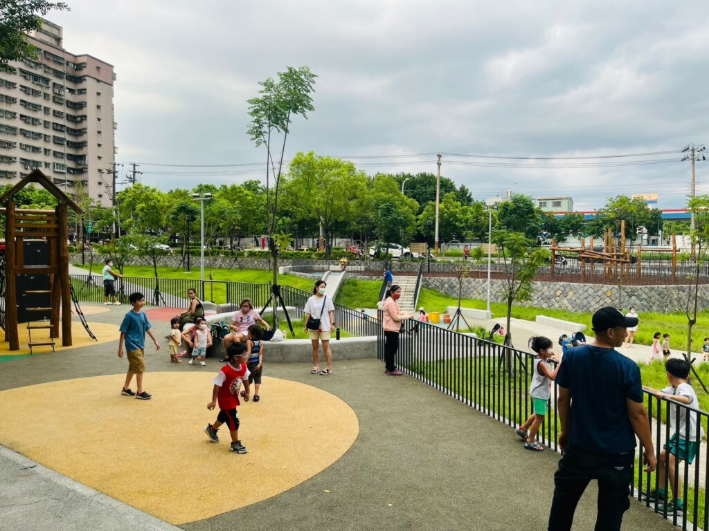 壽德公園是市民小朋友盡情放電的好所在