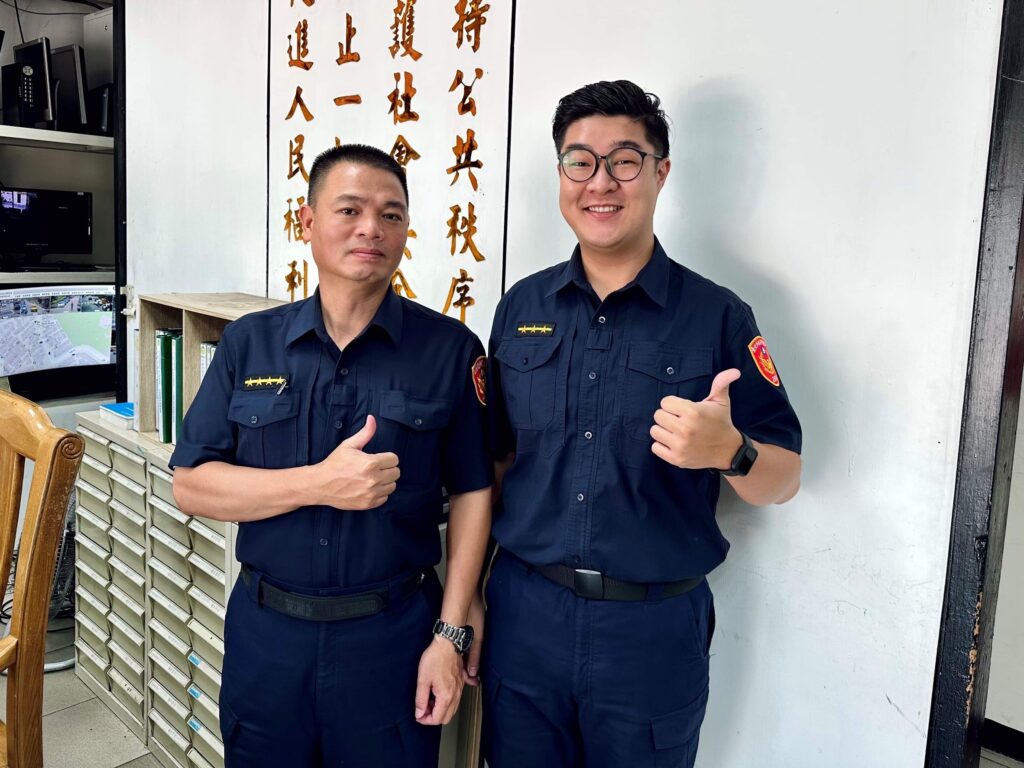 芝山岩派出所巡佐嚴榮光、警員柯正峰等2員接獲通報芝山國小旁有長者需要協助，順利護送返家交由家屬照護