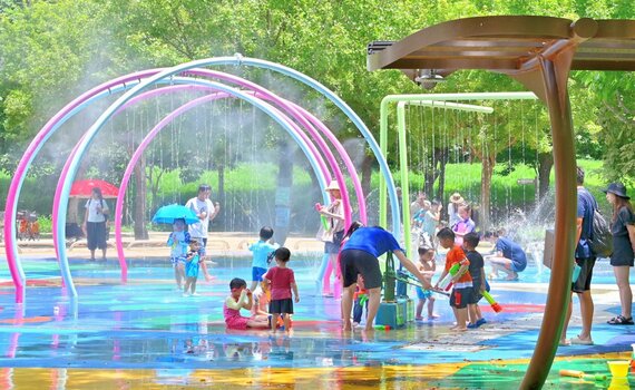 台中潭雅神綠園道夯戲水 相揪快樂騎車安全玩水趣