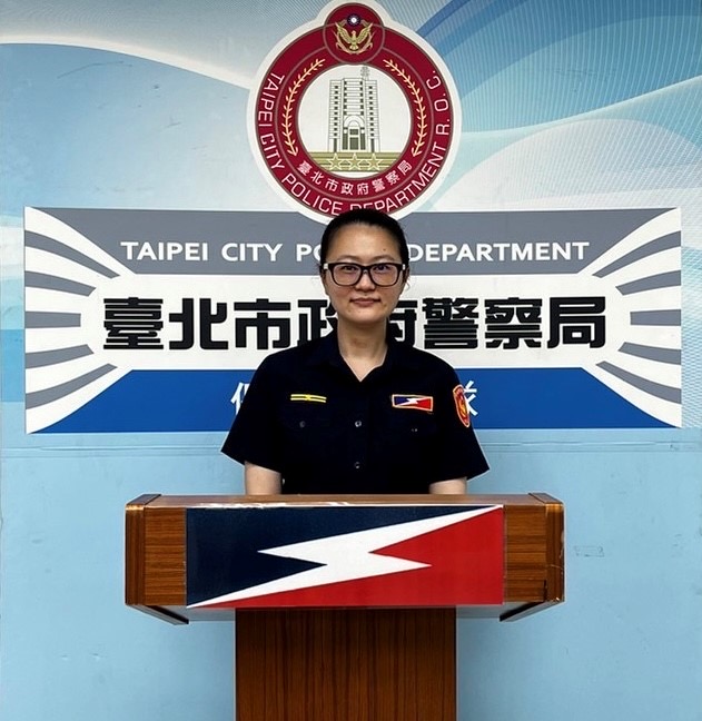 臺北市政府警察局保安警察大隊第五中隊分隊長陳佩君發言畫面。