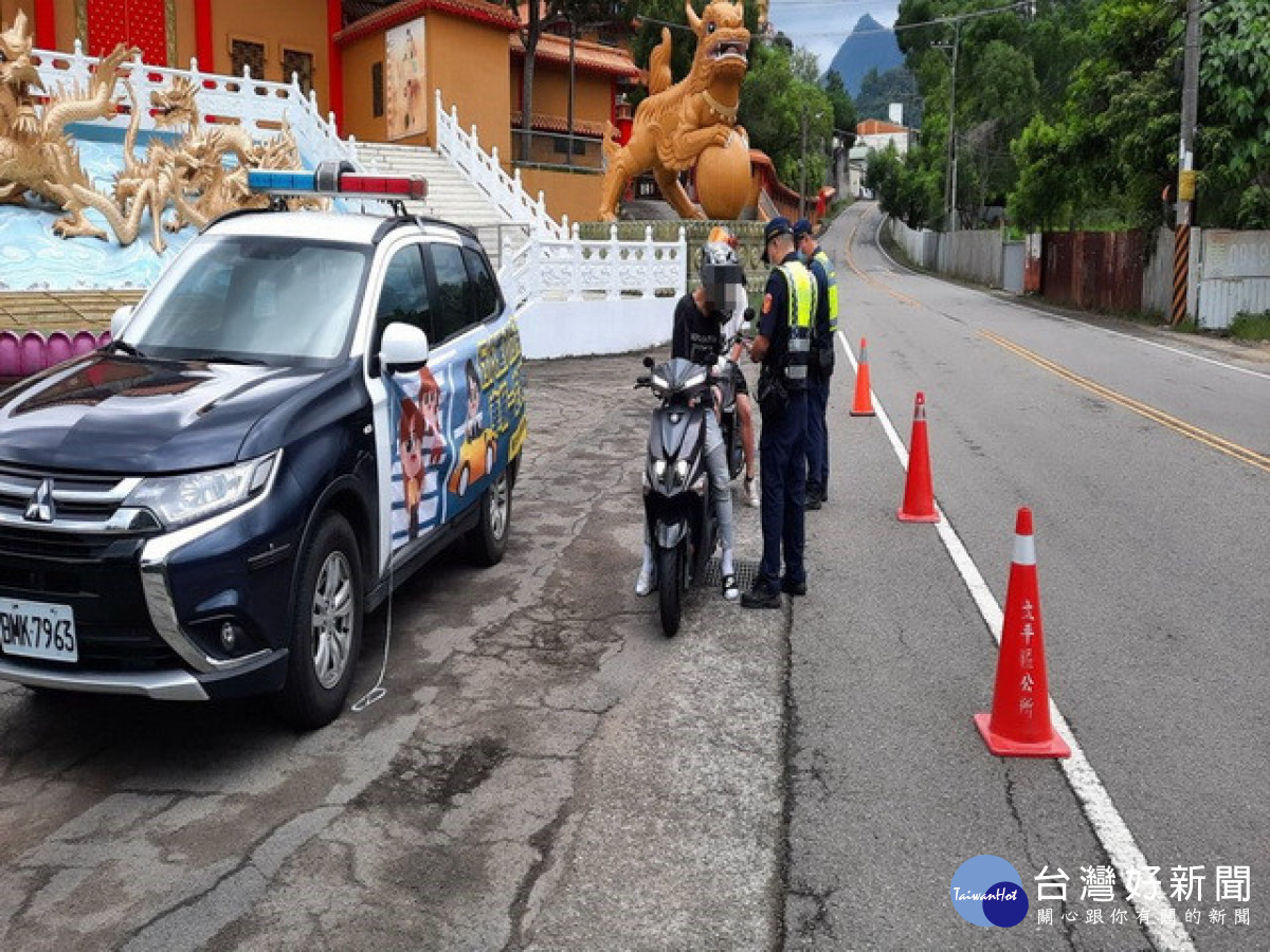 山區防飆車。林重鎣