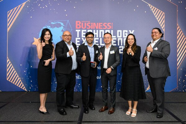 Acentrik, a strategic product of Mercedes-Benz wins Singapore Business Review Technology Excellence Award 2023 for Best Blockchain Product Acentrik, a strategic product of Mercedes-Benz wins Singapore Business Review Technology Excellence Award 2023 for Best Blockchain Product