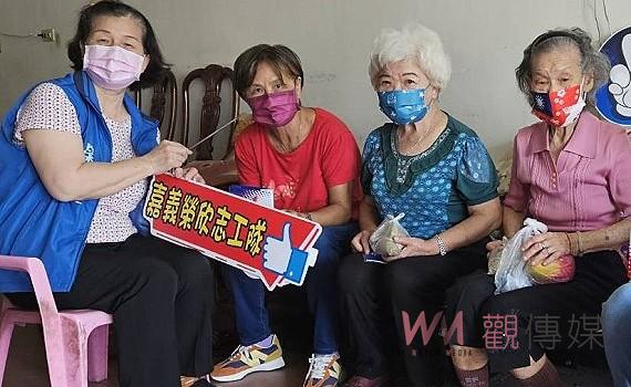 照服長輩不遺餘力 榮欣志工發揮大愛精神