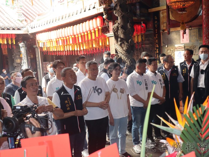 柯文哲到台中豐原慈濟宮參拜 盼明年以不同身份前來還願 70 IMG 2165 scaled | 政治 政治 記者爆料網