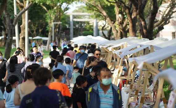 暑假封街打水戰 朴通市集也推必敗旅遊好物