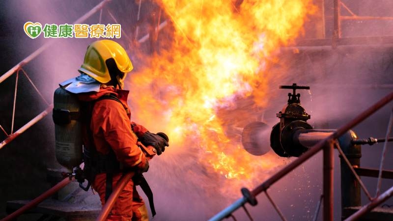 氣爆VS.一般燒燙傷 氣爆治療、修復之路更困難?醫師指出須依3項評估
