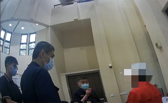 叫一聲「寶貝」男子差點成冤大頭