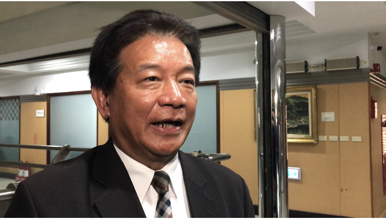 台南市前議長郭信良被控向工程顧問公司索賄逾1000萬,台南地院法官裁定羈押禁見。資料照片