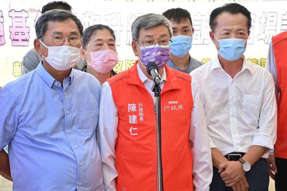 少數地方政府遮掉「行政院通勤月票」 鄭文燦批:讓民眾產生混淆 300 少數地方政府遮掉「行政院通勤月票」 鄭文燦批:讓民眾產生混淆 299
