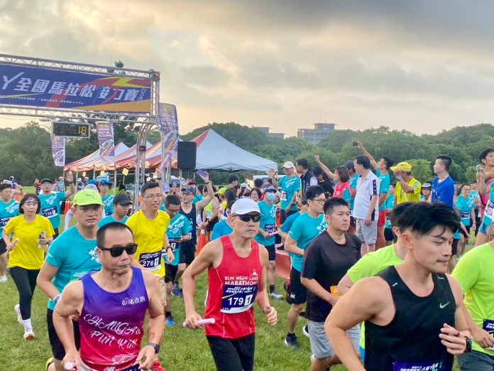 台中「小丸子」路跑破萬人參加 親子同歡享受運動樂趣 61 | 運動 運動 記者爆料網