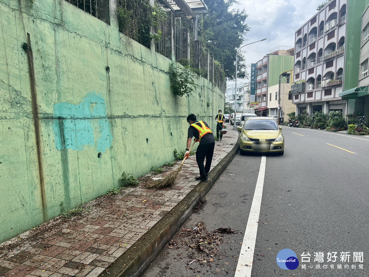 全市有10條重要道路需維護。(清潔隊提供)