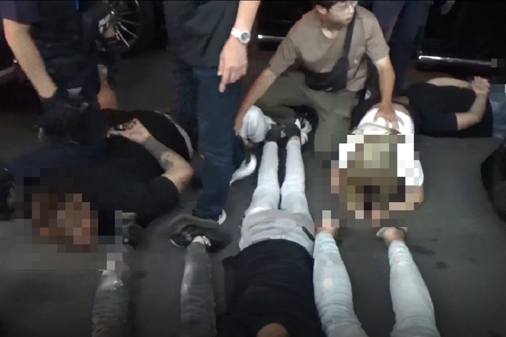 涉吸收國中生仲介少女賣淫 掃蕩黑幫逮10人建請法院羈押與收容 248 涉吸收國中生仲介少女賣淫 掃蕩黑幫逮10人建請法院羈押與收容 247
