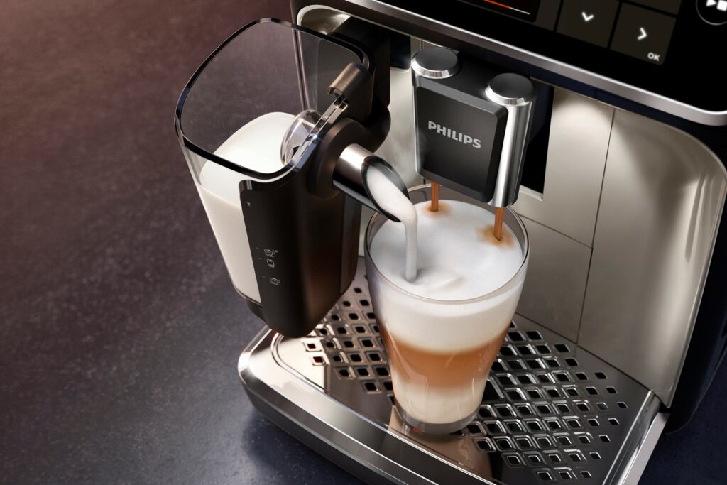 「LatteGo 創新奶泡系統」首創無管線設計,奶泡綿密度提升 25%、操作音量也降低 50%,使用完畢 15 秒即可快速清潔